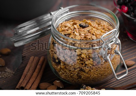 Baked granola with berries, delish simple meal