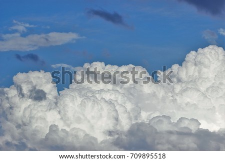 photography storm clouds, cottony, large, rising, cumulus nimbus, evaporation, growth, explode, portent, drama, fear,