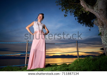 Beautiful woman posing - hands on hip