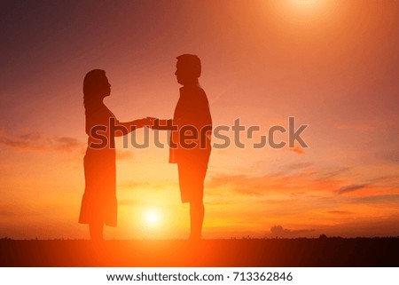 Silhouette couple in love