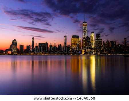 Colorful Manhattan Skyline reflections
Pre-sunrise New York City downtown