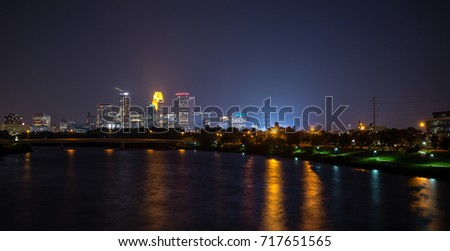 horizontal long exposure capture of the minneapolis minnesota USA skyline
