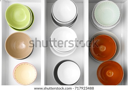 Bowls in kitchen drawer