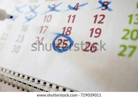 Markings in the desktop calendar, marker markings.