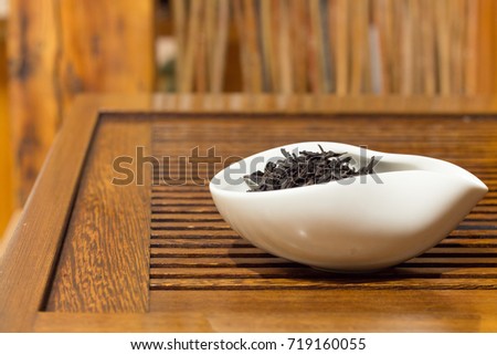 Chahe with black tea for Chinese tea drinking on the table