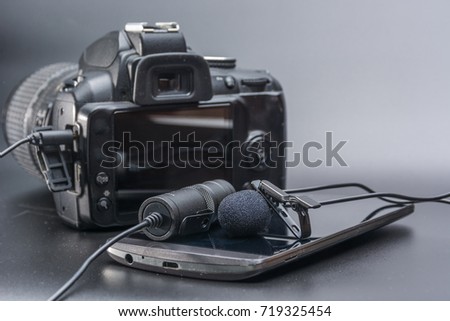 Lapel microphone used to phone mobil or dslr camera