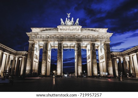 Berlin Brandenburger gate at night