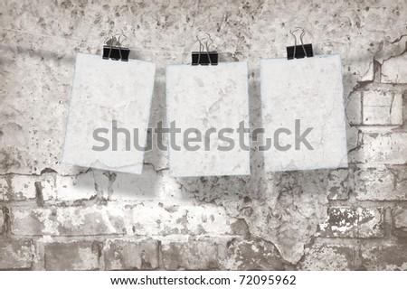 White paper on the background of the old wall