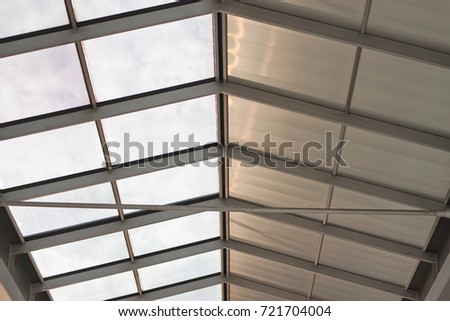 Steel roof structure and translucent roof.