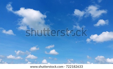 white clound and blue sky.