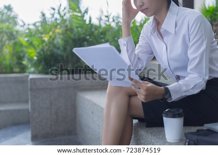 modern business woman look at document for working, business concept