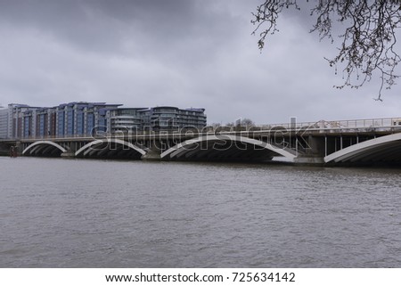 a view of Grosvenor Bridge, a railway crossing the River Thames between Battersea and Pimlico Also known as the Victoria Railway Bridge