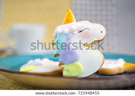 Wonderful Unicorn cookies to decorate parties or birthdays