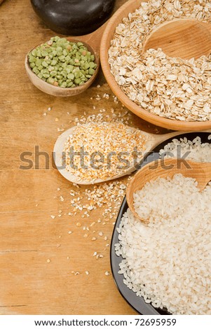 rice, pea and oat in plate on table