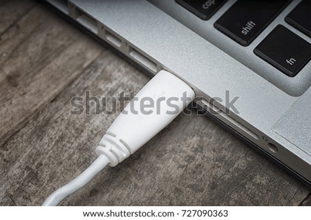 USB Cable attach on notebook