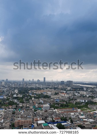 Raining over top view