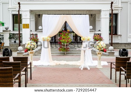 Decorations for a wedding ceremony in nature