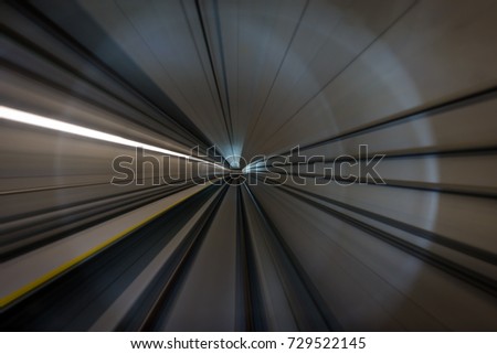 Experience going through the underground mass rapid transport train