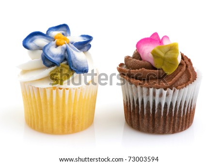 Cupcake minis can be eaten in two bites.