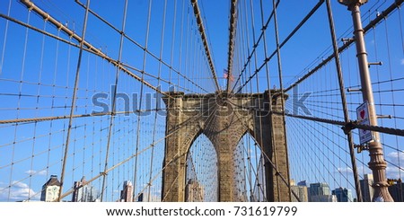                               Brooklyn Bridge 