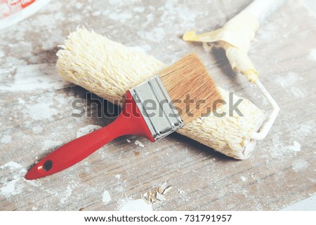 Details while painting or repairs brushes a picture