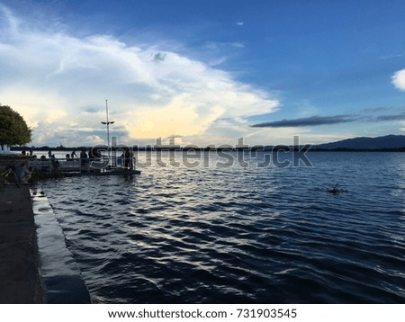 Pictures of lakes and skies near sunset.