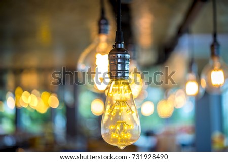 Light bulbs were hung with beautiful  with light from bokeh a light bulb, many beautifully.