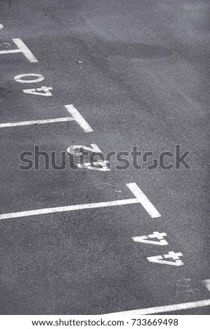 Numbers of empty parking space