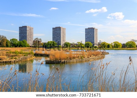 Woodberry wetlands nature reserve in Stoke Newington, Hackney, London Royalty-Free Stock Photo #733721671