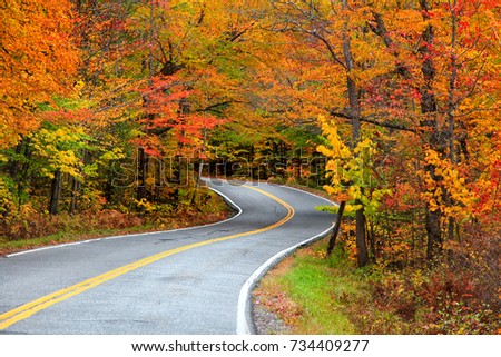 Beautiful rural Vermont drive in autumn time Royalty-Free Stock Photo #734409277