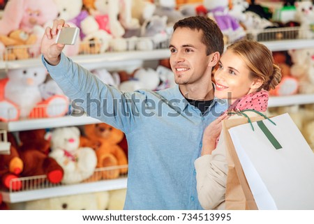 Young people shopping in a mall leisure
