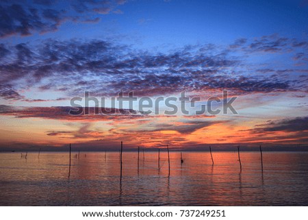 Beautiful sky at  twilight times on the sea