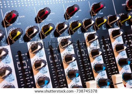 professional sound mixer controls