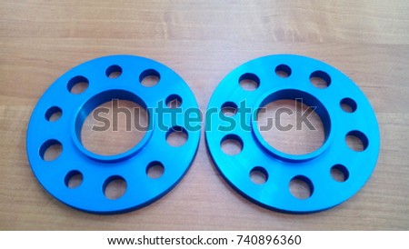 aluminum blue circles