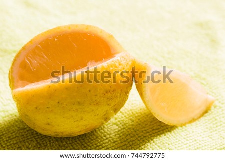 A picture of lemon that everyone likes sour taste in cooking.