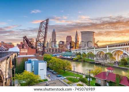 Cleveland, Ohio, USA skyline on the river.