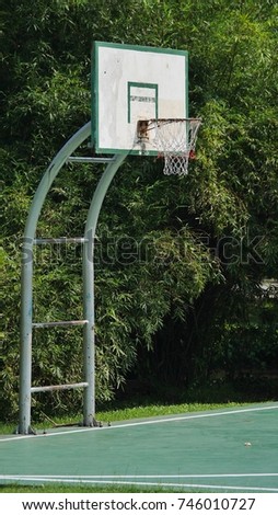Basketball backboard in Park 