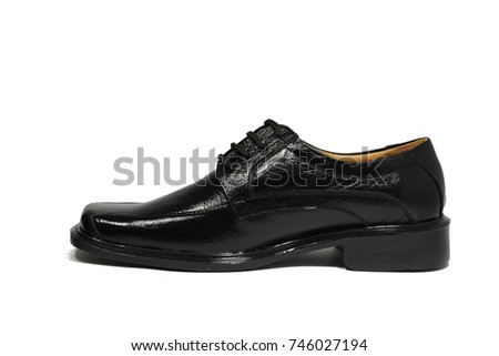 Elegant mens shoes in leather