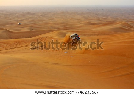 Outroad safari at the dunes, the "Big Red" desert, United Arab Emirates