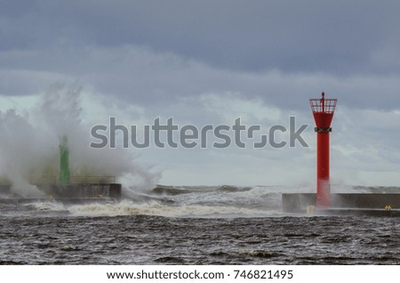 Storm waves in the coastal zone