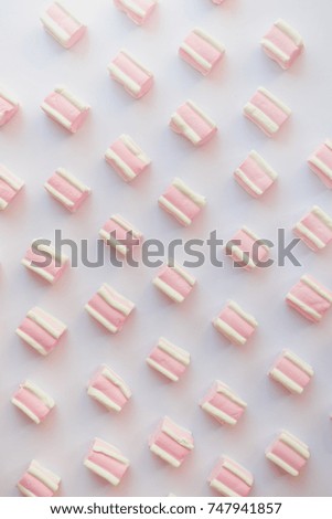 Pattern sweet marshmallow, candy on white background, top view flat lay. Isolated minimal concept above decoration, view white marshmallow, food background