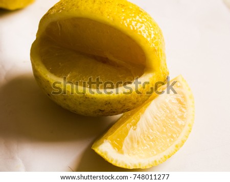 A picture of lemon that everyone likes sour taste in cooking.