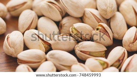 Pistachio with shell