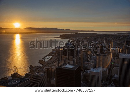 Seattle's skyline at sunset