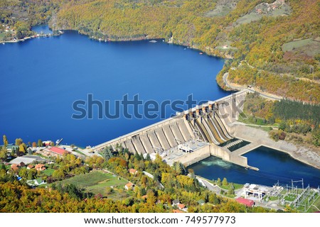 hydroelectric power plants
