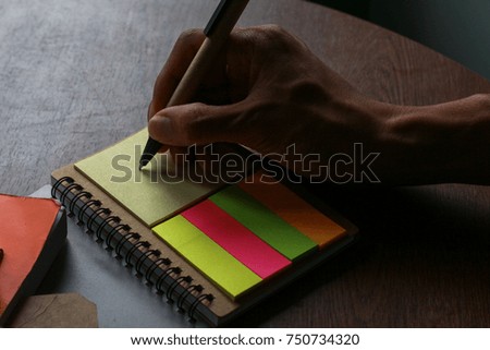 writing note dark concept