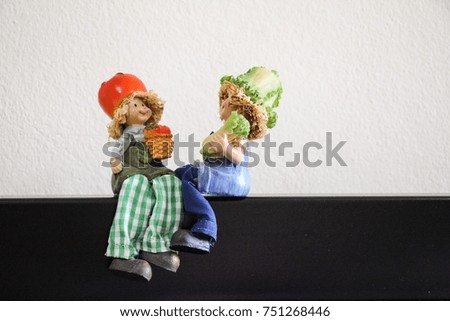 Cute dolls used for home decoration
