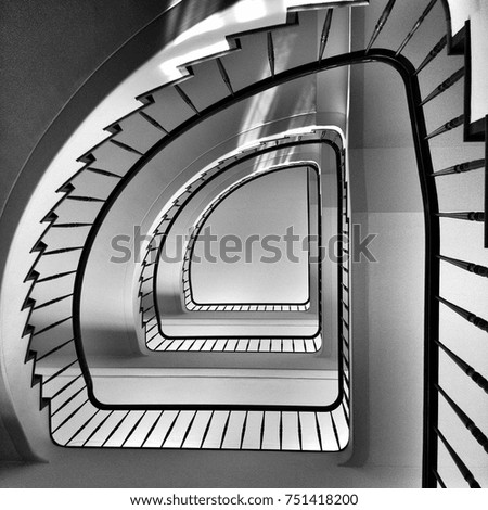 Spiral staircase pattern, Black and White tone