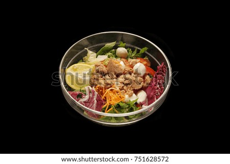 mixed salad with tuna