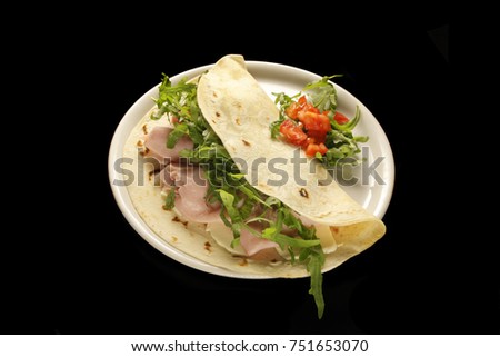 piadina with ham and mozzarella